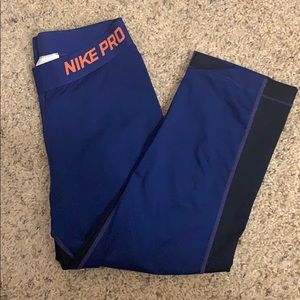 NIKE PRO CAPRI